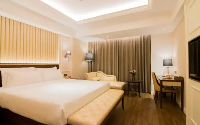 Hotel Belleaire Shanghai Jinshan Bailian Chengshi Shatan