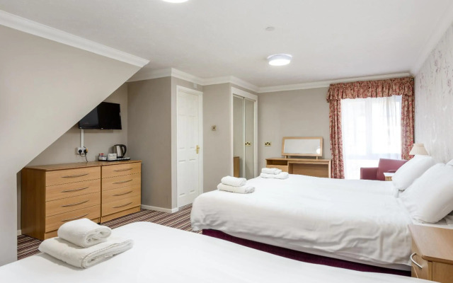 Russell Hotel
