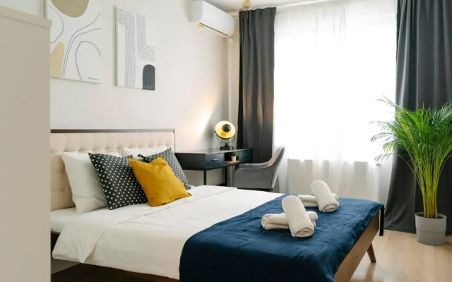 Sunny 2BR Flat-Top Location-Amazing Views