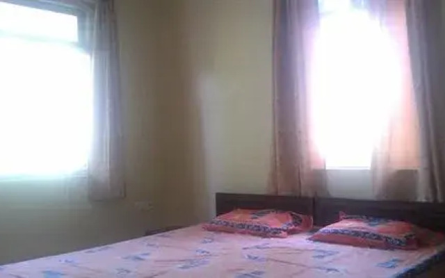 Veeniola Holiday Home