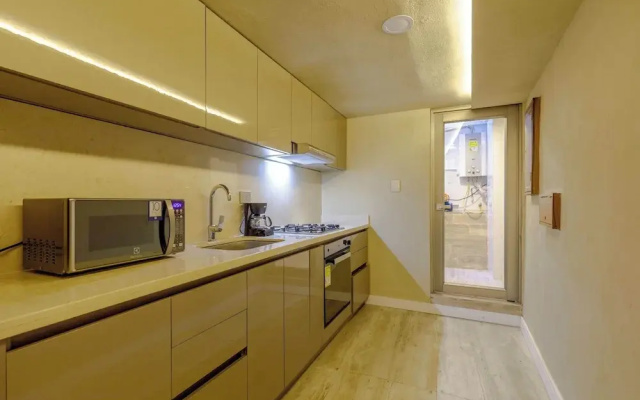 w Chic 2BR w Balcony in Cartagena Historic Center - Apartment in Cartagena - Photo 3