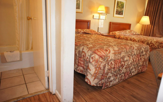 Executive Inn & Suites