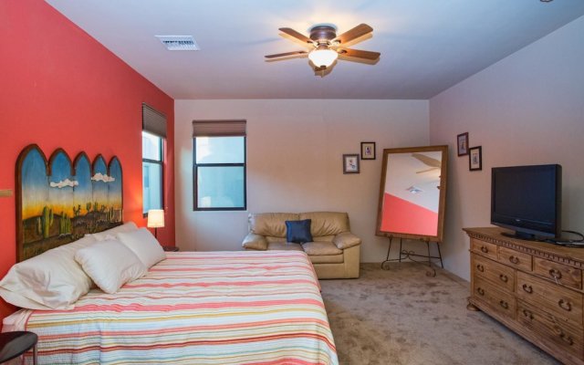 Heart of Tucson By Signature Vacation Rentals