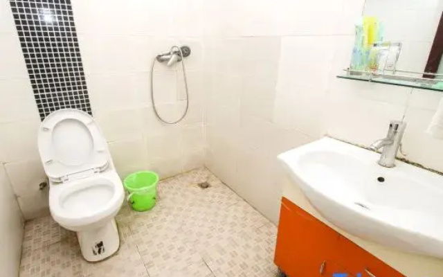 Haoyijia Express Hotel (Tongling People's Hospital)