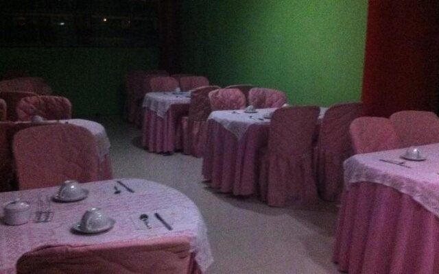 Hotel Plateros