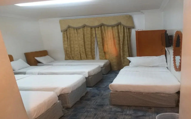 Paradise Hotel