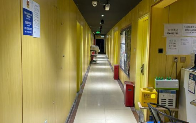 Liutao Inn (Shanghai Dabaishu Subway Station)