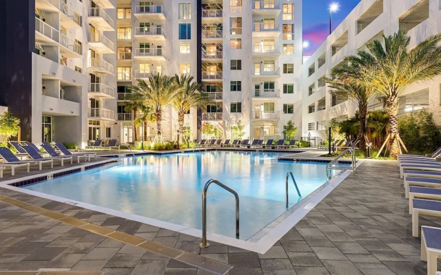 Landing West Palm Beach