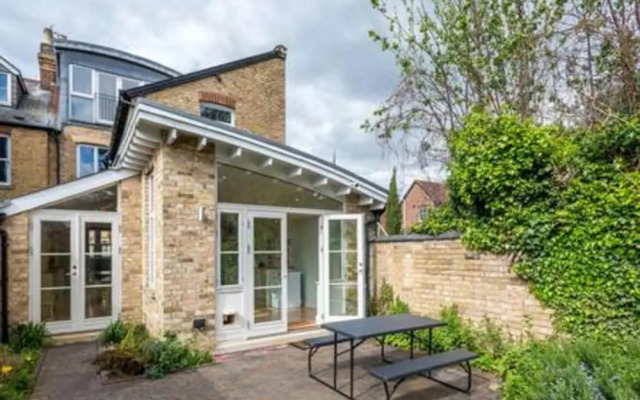 Summertown 4-br Family Home - Bright Spacious