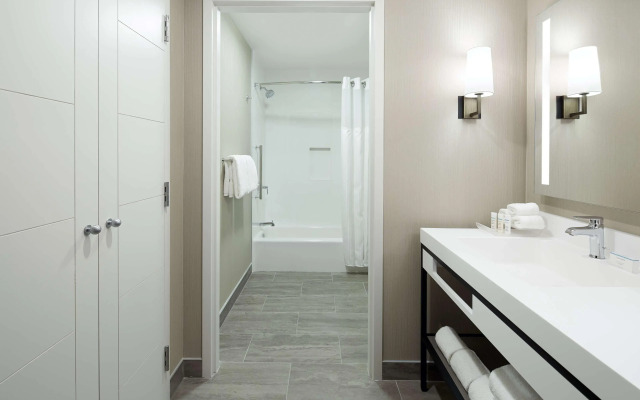 Hilton Garden Inn Montreal Midtown