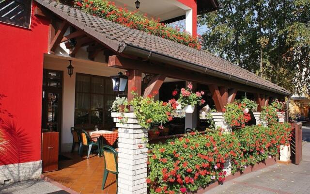 Korona Pension Restaurant