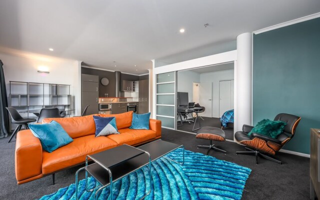 QV Modern Upscale Apartment w Wifi 1046