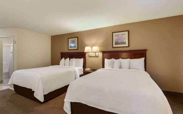 MainStay Suites Fitchburg - Madison