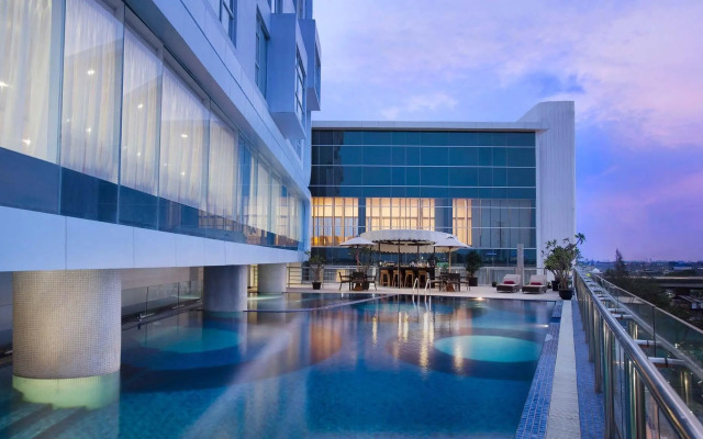 Hariston Hotel & Suites