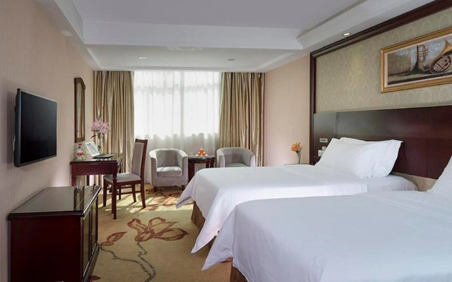 Vienna Hotel Huizhou Yanda Avenue – Guest Rooms – Huizhou