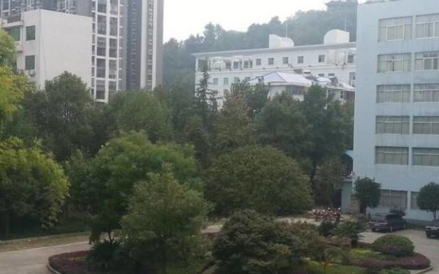 Eastern Tour Hotel - Zhangjiajie