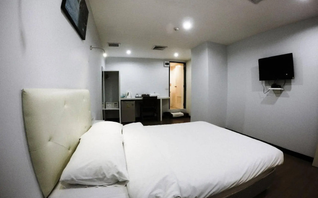 VPlace Silom