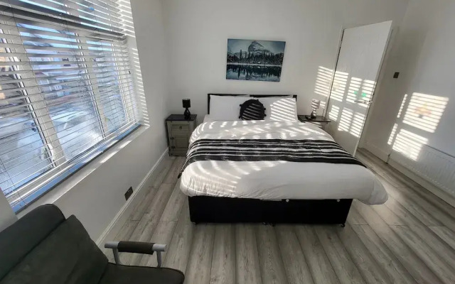 Top Luxury 2 bed Apartment - London