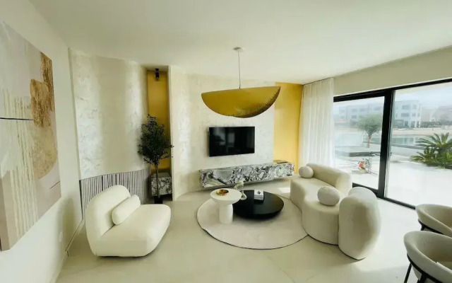 Villa Noles
