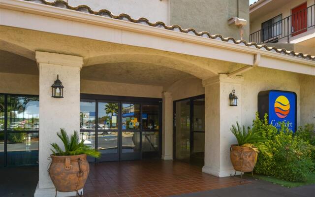 Comfort Inn & Suites Rancho Cordova - Sacramento