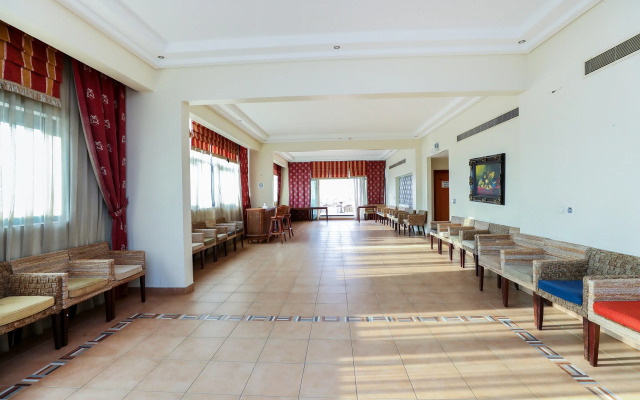 OYO 111 Infinity Suites