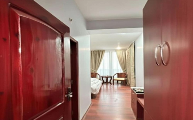 The Zurfi's Hotel