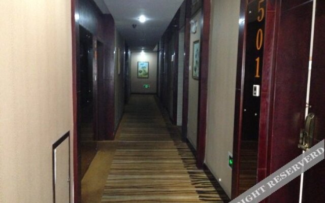 Yufeng Business Hotel