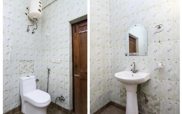 OYO 26753 Hotel Metro Park View