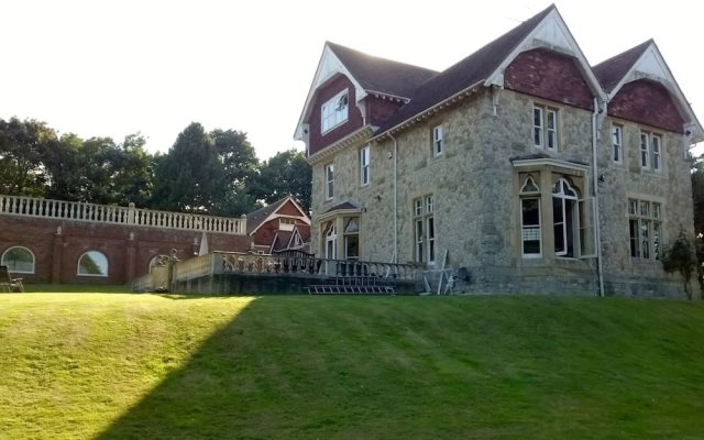 Country Manor House With Indoor Pool and hot tub