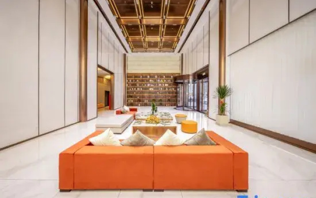 Yuan Atour Hotel (Yiwu Airport High-speed Railway Station)