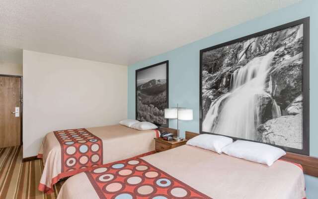 Super 8 by Wyndham Danville VA