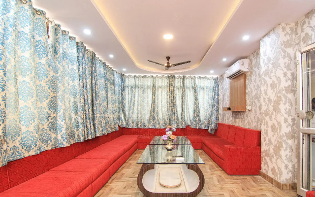 Collection O 15597 Hotel Khalsa Inn