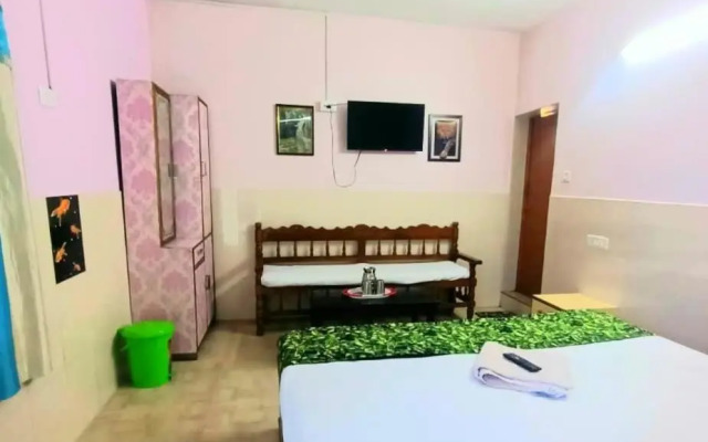 Hays SK Residency