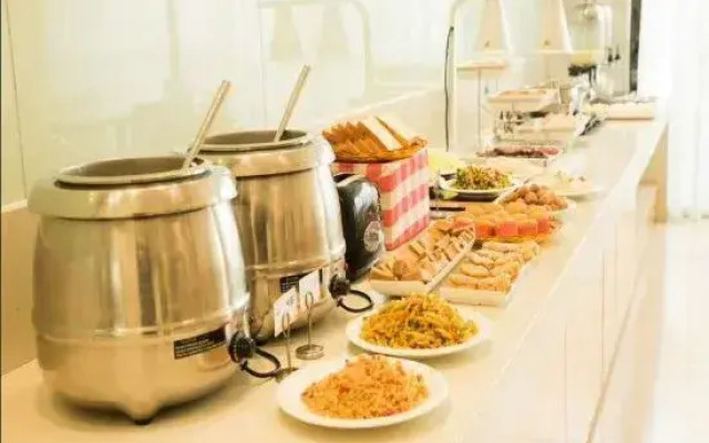 City Comfort Inn Hotel (Liuzhou Wuling Liutai Road)