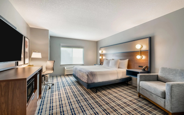 AmericInn by Wyndham Fairfield