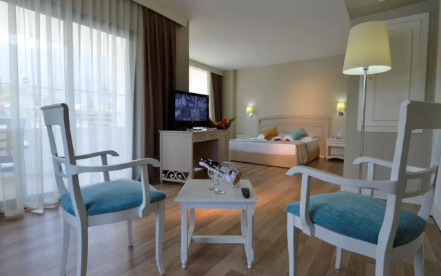 Greenwood Suites Resort