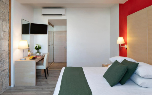 Legacy Hotel