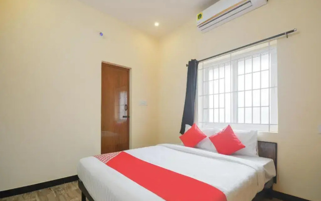 Happy Inn by OYO Rooms