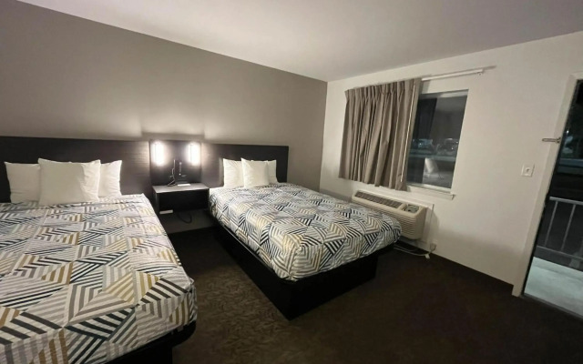 Motel 6 Junction, Texas - Llano River