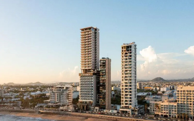 Holiday Inn Express & Suites Mazatlan By Ihg