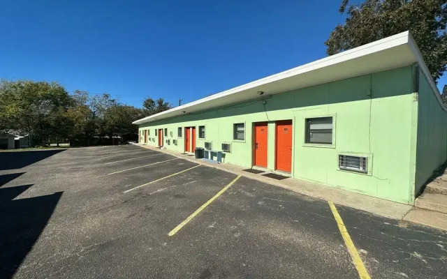 Country Inn-Giddings