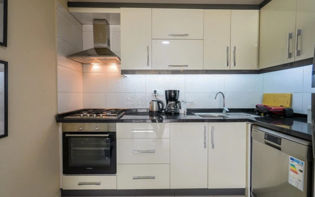 Missafir Chic Flat Near Hadrian s Gate