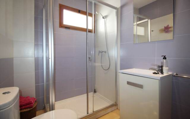 1077 Apartment Paola