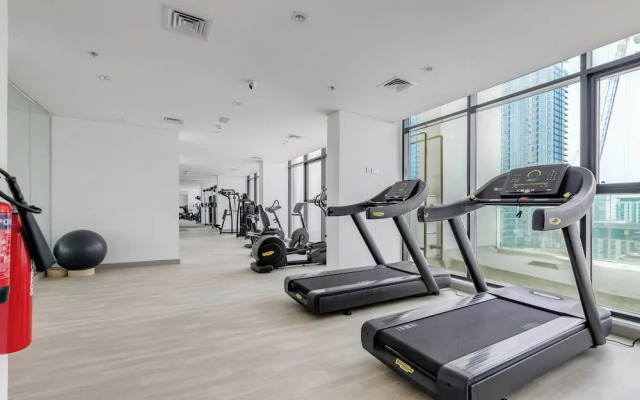 GLOBALSTAY. Azizi Riviera 40