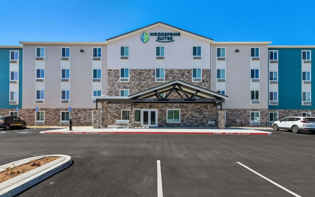 Woodspring Suites Corona