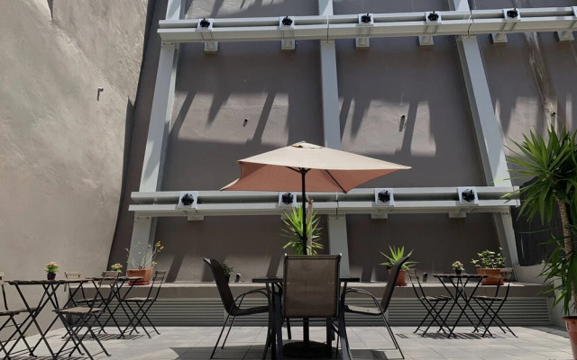 DuMont Lisbon Guesthouse