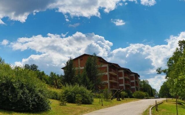 Tourist center Momina Krepost