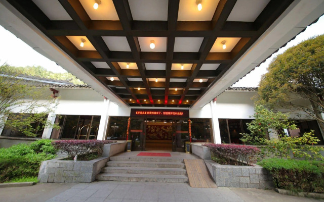 Pipaxi Hotel