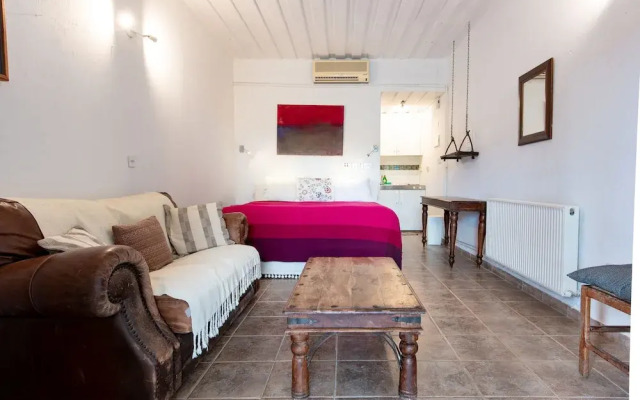 Cyprus Villages Hotel & Restaurant - Central Location - Bed & Breakfast - With Access To Pool And Stunning Views
