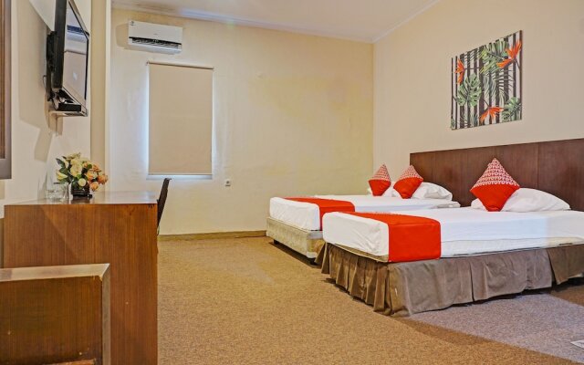 Collection O 91414 Hotel Marina Beach